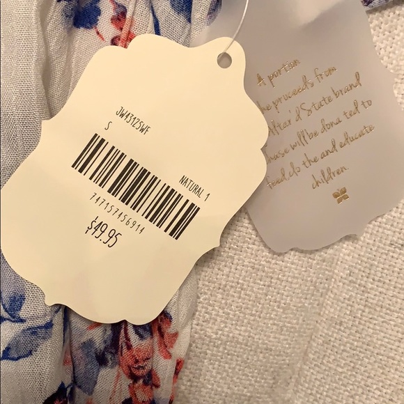 Altar’d state blue floral off the shoulder blouse - Picture 4 of 6